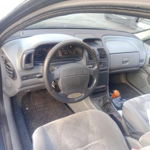  RENAULT LAGUNA GRANDTOUR (K56) 