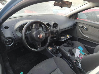 SEAT IBIZA BERLINA (6J5)