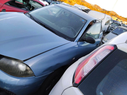  SEAT IBIZA BERLINA (6J5) 