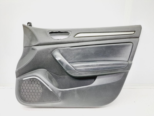 GUARNECIDO PUERTA DELANTERA DERECHA RENAULT MEGANE IV SPORT TOURER 