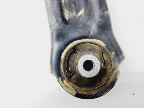 BRAZO SUSPENSION INFERIOR DELANTERO IZQUIERDO Volkswagen TIGUAN (AD1) 