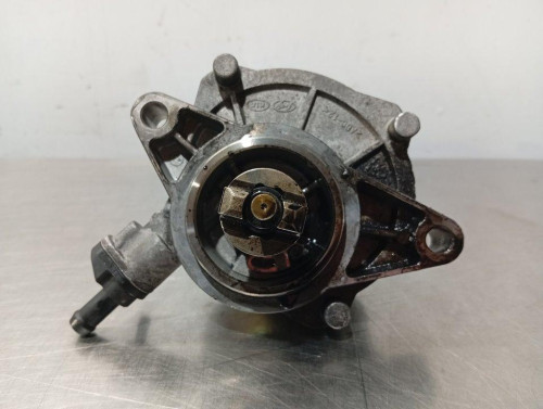  DEPRESOR FRENO / BOMBA VACIO KIA CARNIVAL 