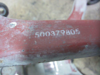 BRAZO SUSPENSION SUPERIOR DELANTERO DERECHO