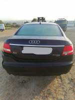 AUDI A6 BERLINA (4F2)