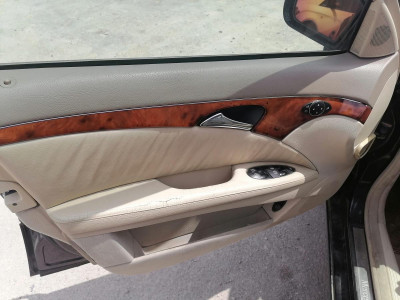 MERCEDES-BENZ CLASE E (BM 211) BERLINA