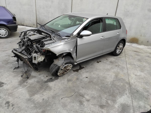 VOLKSWAGEN GOLF VII BERLINA (BQ1/BE2) — автомобиль-донор на запчасти 