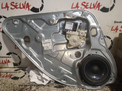 ELEVALUNAS TRASERO IZQUIERDO