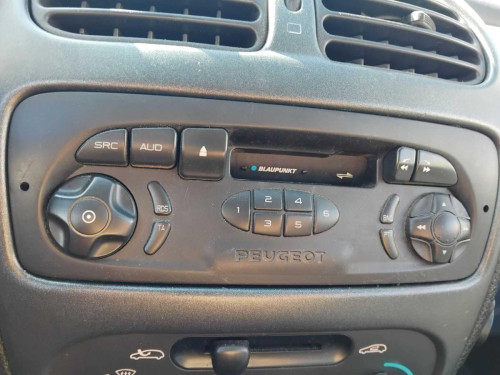 SISTEMA AUDIO / RADIO CD Peugeot 206 (1998->) Peugeot 206 (1998->) 