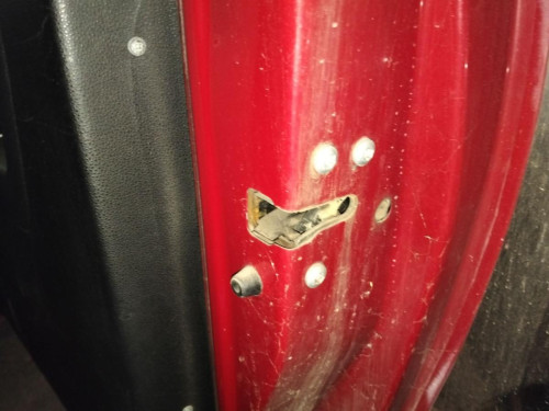 CERRADURA PUERTA DELANTERA DERECHA Alfa Romeo MITO (145) 