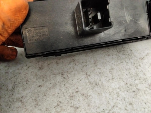 MANDO ELEVALUNAS DELANTERO IZQUIERDO Volkswagen TIGUAN (5N1) 