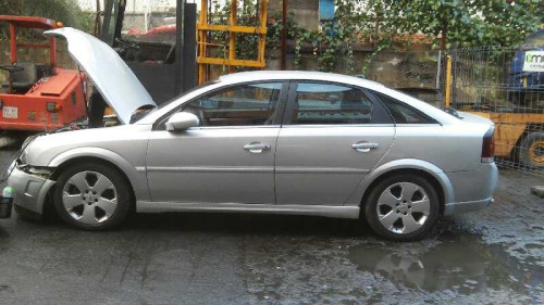  OPEL VECTRA C BERLINA 