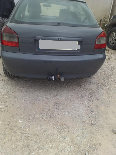 AUDI A3 (8L) — vehículo donante para recambios 