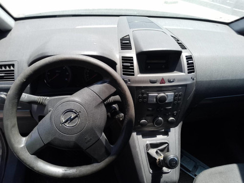 OPEL ZAFIRA B — vehículo donante para recambios 