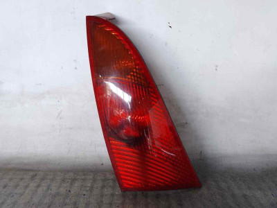 PILOTO TRASERO DERECHO, Ford, FOCUS BERLINA (CAK)