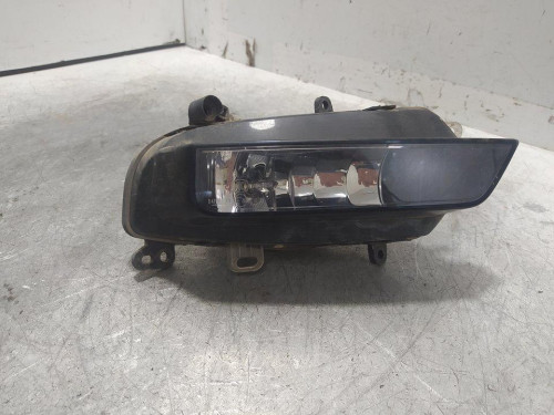FARO ANTINIEBLA DERECHO Audi A1 SPORTBACK (8XF) 