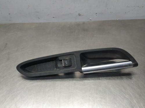  MANDO ELEVALUNAS DELANTERO DERECHO FORD KUGA 