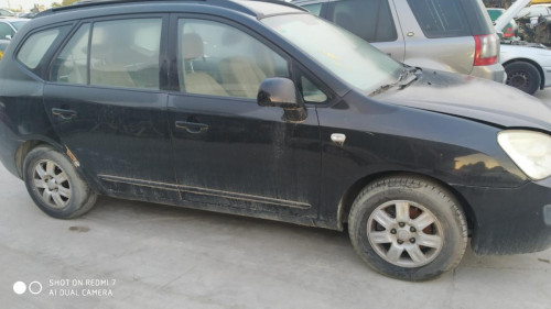 KIA CARENS (UN) — vehículo donante para recambios 