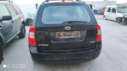 KIA CARENS (UN) — vehículo donante para recambios 