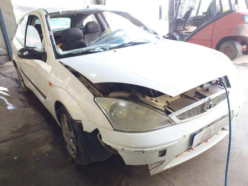 FORD FOCUS BERLINA (CAK) 