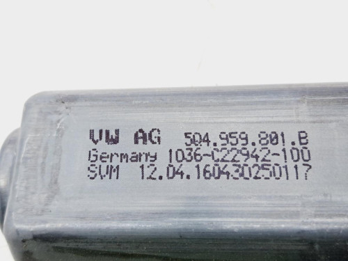 MOTOR ELEVALUNAS DELANTERO IZQUIERDO VOLKSWAGEN PASSAT VARIANT (3G5) 
