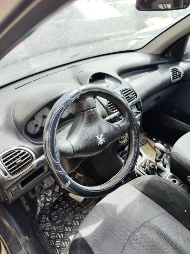 PEUGEOT 206 — автомобиль-донор на запчасти 