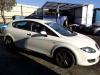 SEAT LEON (1P1)