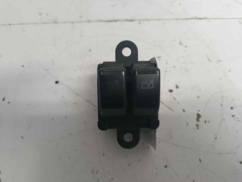  MANDO ELEVALUNAS DELANTERO DERECHO HYUNDAI ATOS PRIME (MX) 