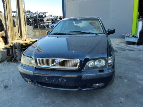 VOLVO S40 BERLINA — автомобиль-донор на запчасти 
