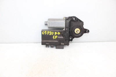 MOTOR ELEVALUNAS DELANTERO DERECHO