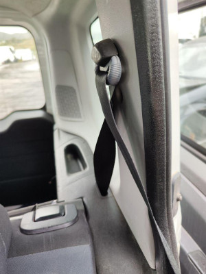 CINTURON SEGURIDAD TRASERO IZQUIERDO