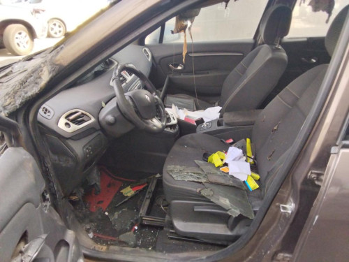 RENAULT SCENIC III (JZ) — vehículo donante para recambios 