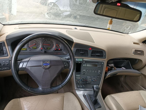 VOLVO S60 BERLINA — автомобиль-донор на запчасти 