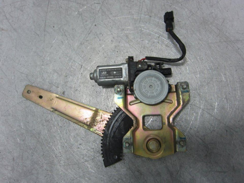  ELEVALUNAS TRASERO DERECHO HYUNDAI ATOS (EM) 
