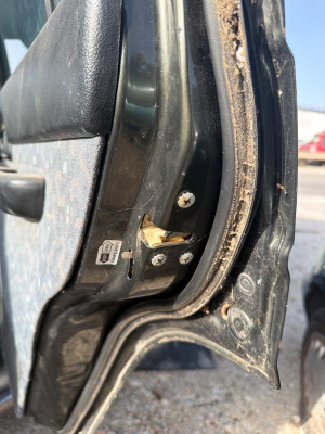 CERRADURA PUERTA TRASERA DERECHA