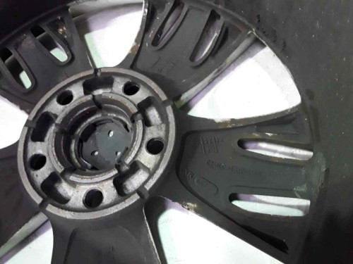 LLANTA Ford FOCUS C-MAX (CAP)(2003) 