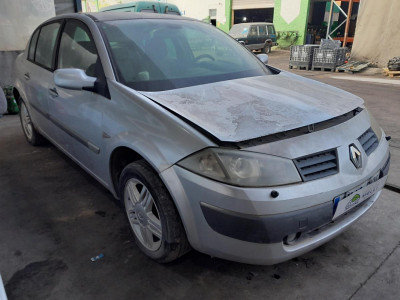 RENAULT MEGANE II CLASSIC BERLINA