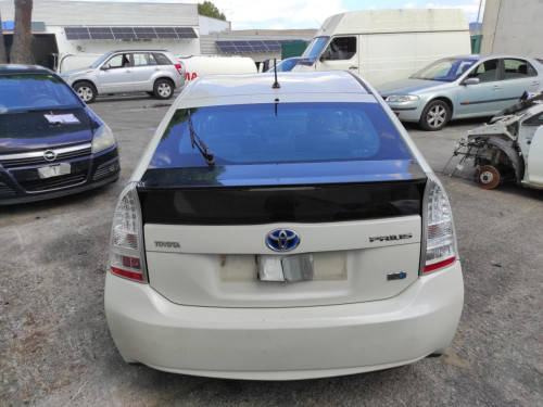 TOYOTA PRIUS (ZVW30) — автомобиль-донор на запчасти 