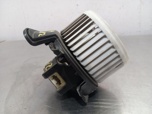  MOTOR CALEFACCION OPEL CORSA D 