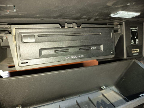  SISTEMA NAVEGACION GPS SEAT LEON ST 5F8 