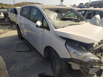 TOYOTA VERSO (AUR2/ZGR2)