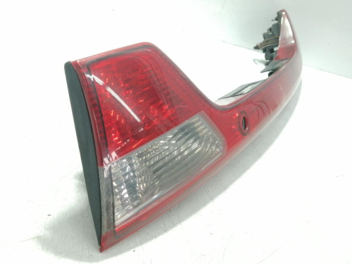  PILOTO TRASERO CENTRAL SEAT TOLEDO (1M2) 