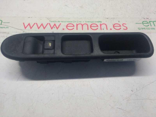  MANDO ELEVALUNAS DELANTERO DERECHO Peugeot 307 (S1)(04.2001) 