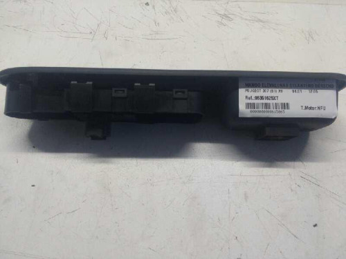  MANDO ELEVALUNAS DELANTERO DERECHO Peugeot 307 (S1)(04.2001) 