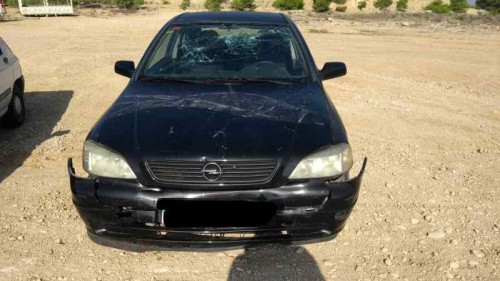 OPEL ASTRA G BERLINA — vehículo donante para recambios 