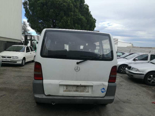 MERCEDES-BENZ — vehículo donante para recambios 