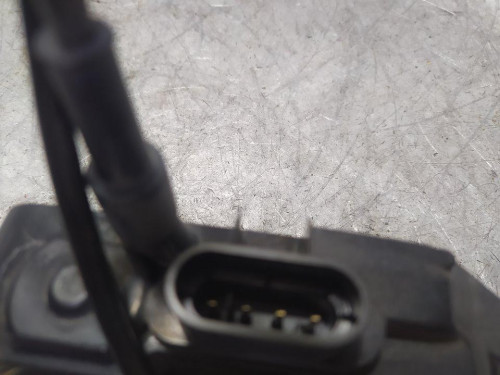  CERRADURA PUERTA DELANTERA IZQUIERDA 