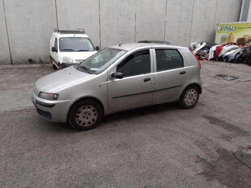 FIAT II PUNTO (188) BERLINA — vehículo donante para recambios 