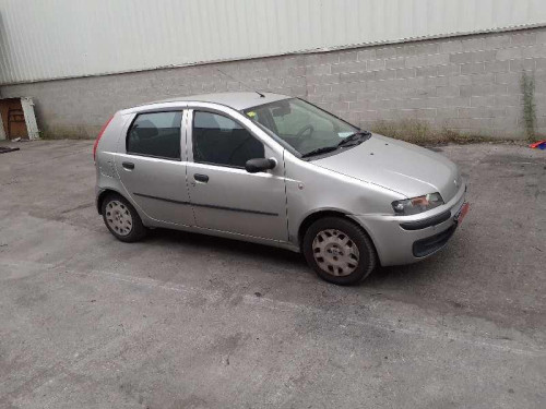 FIAT II PUNTO (188) BERLINA — vehículo donante para recambios 
