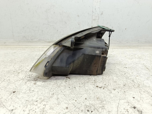 FARO DERECHO Kia RIO (BC) 
