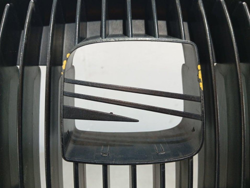  PARAGOLPES DELANTERO 